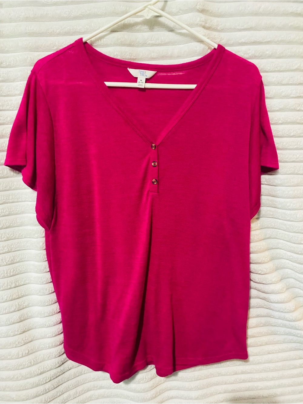 Time and Tru Bright Pink V-Neck Button Front Short Sleeve Top